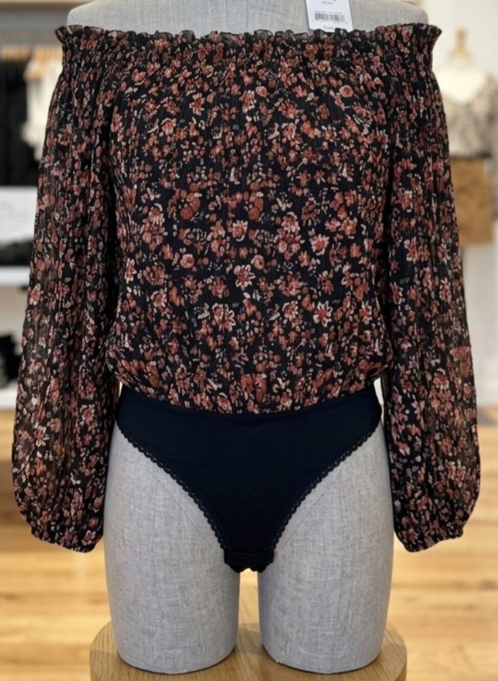 Free People Pretty Petal Floral Off-The-Shoulder Bodysuit size S small